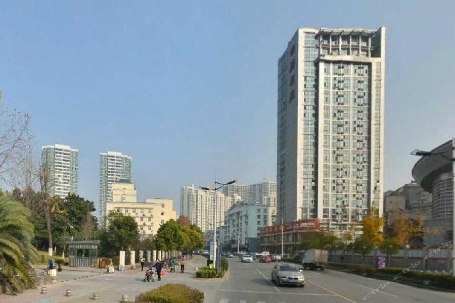 Guobin Garden Hotel อี๋ชาง ภายนอก รูปภาพ