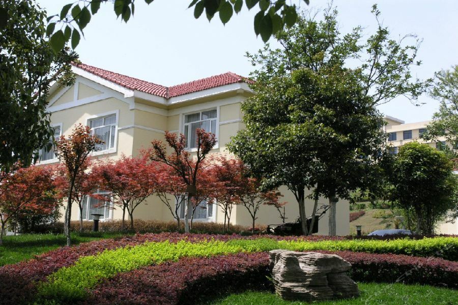 Guobin Garden Hotel อี๋ชาง ภายนอก รูปภาพ